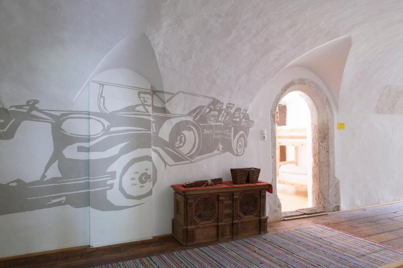 Romedihof Backpacker Hostel Karrosten ภายนอก รูปภาพ