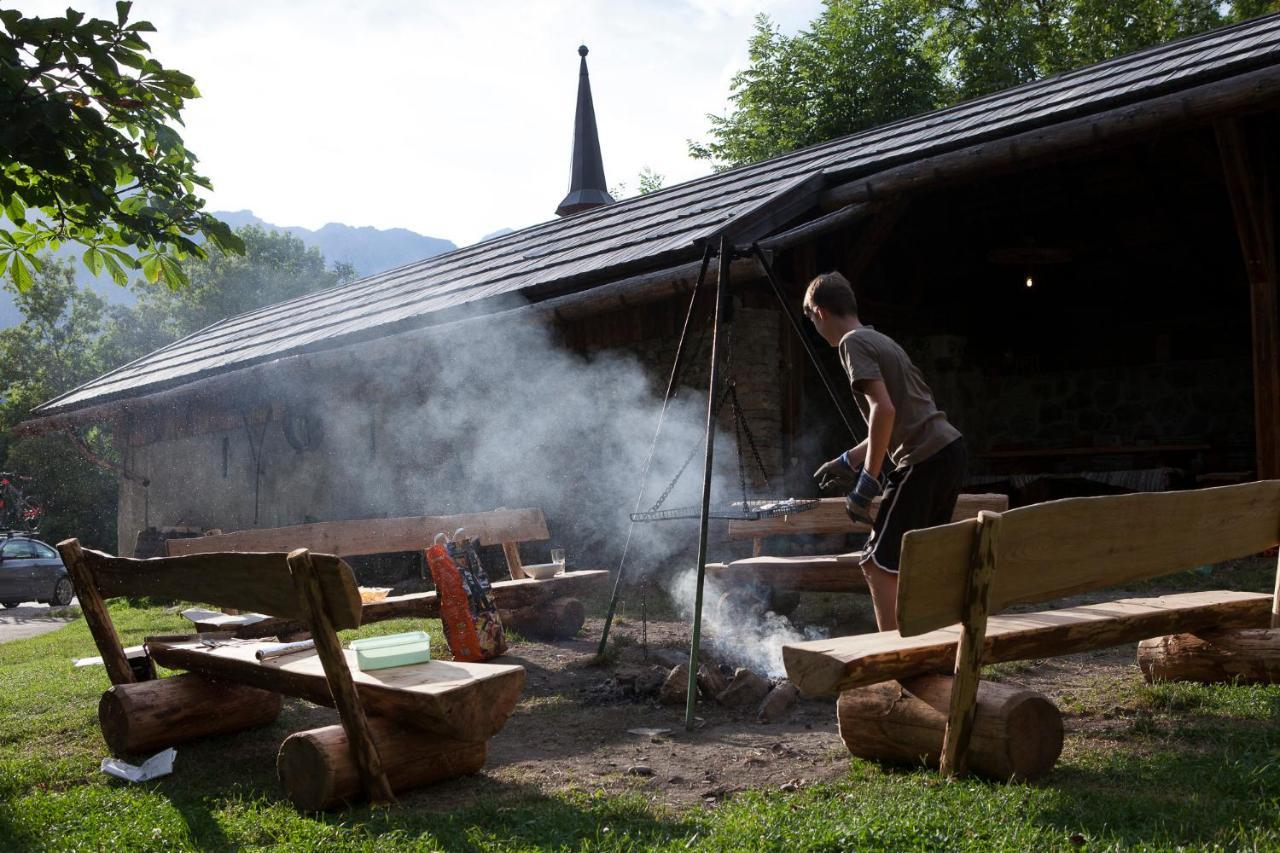 Romedihof Backpacker Hostel Karrosten ภายนอก รูปภาพ